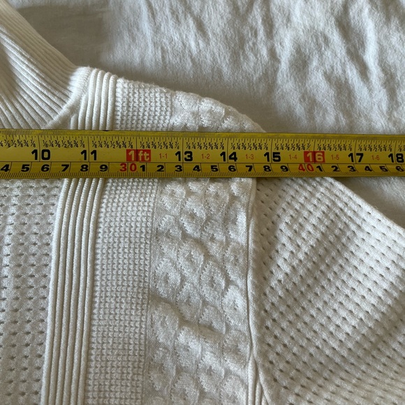 RW&CO Off White Sweater - Picture 4 of 7